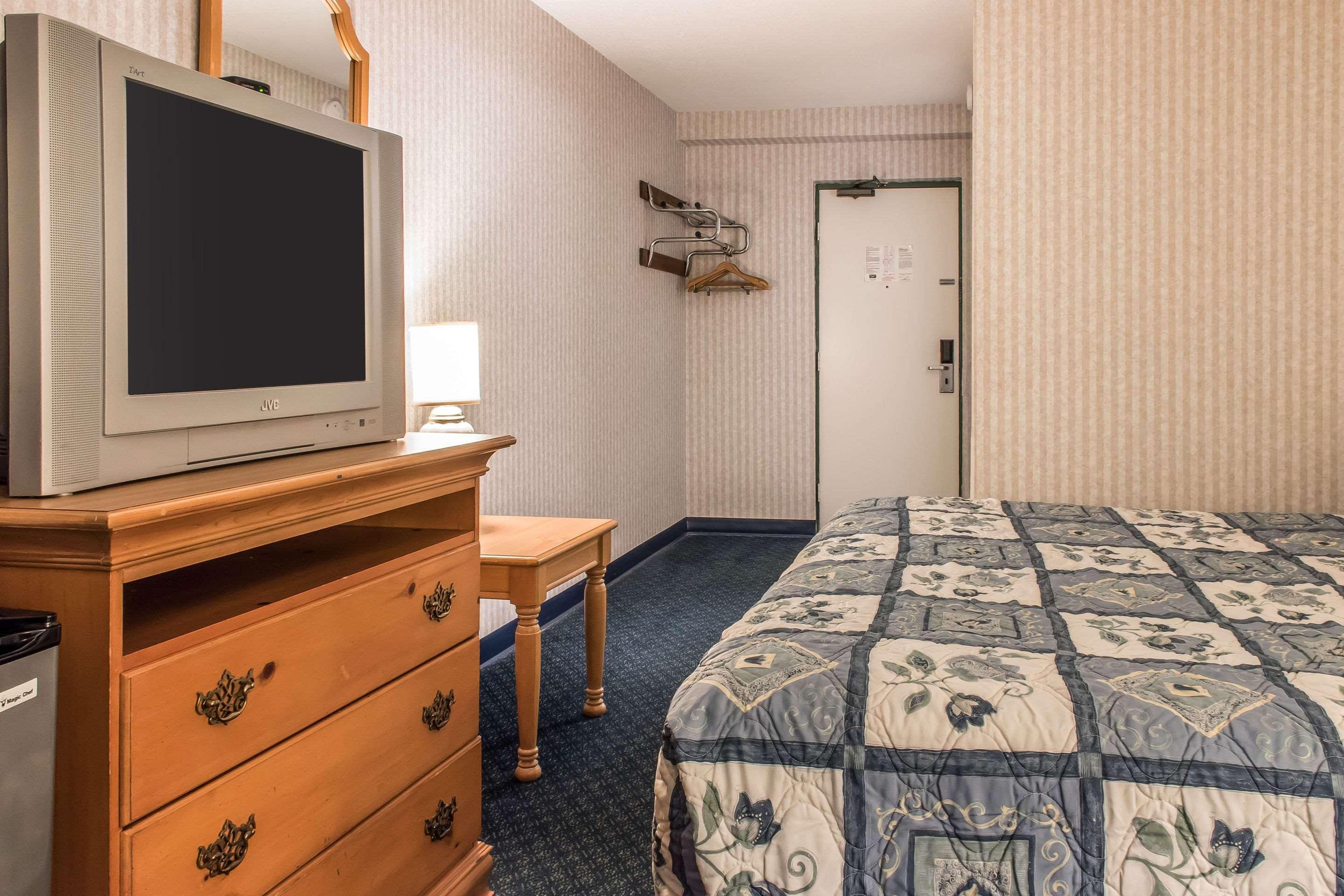 Rodeway Inn Amish Country Smoketown  Zewnętrze zdjęcie